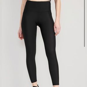 Old navy leggings with pockets!